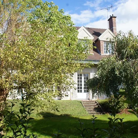 Feriehus Large Quiet House, 5min From Train Station